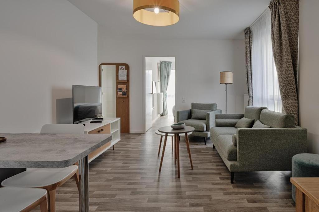 Domitys Le 225 Aparthotel Levallois-Perret Eksteriør bilde